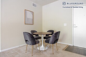 5535 Westlawn Ave, Unit SI FL1-ID1393 in Los Angeles, CA - Building Photo - Building Photo