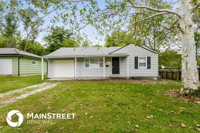 property at 3032 S Scott Ave