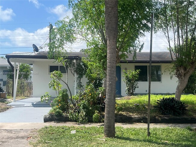 property at 753 SW 3rd St