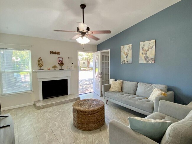 10027 Birch Field Dr in San Antonio, TX - Building Photo - Building Photo