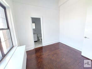 WEST 73 STREET in New York, NY - Foto de edificio - Building Photo