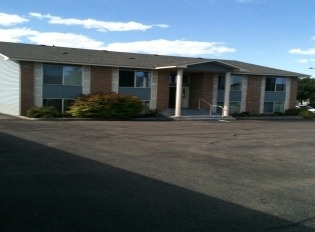 Henryanna Apartments in Idaho Falls, ID - Building Photo