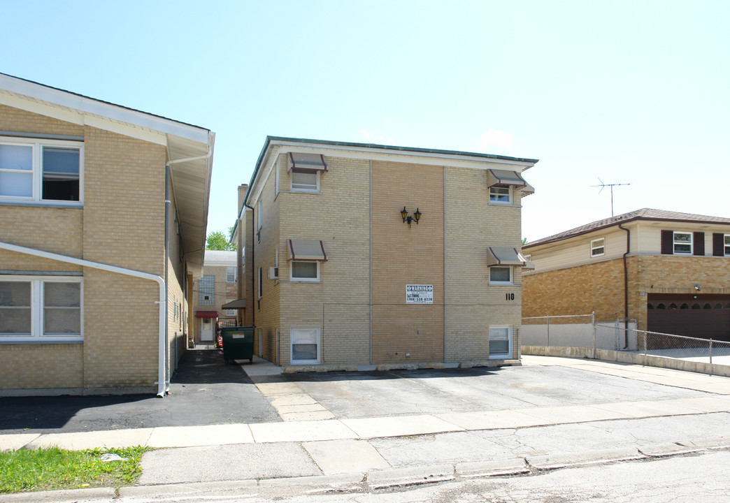 110 Concord Dr in Melrose Park, IL - Building Photo