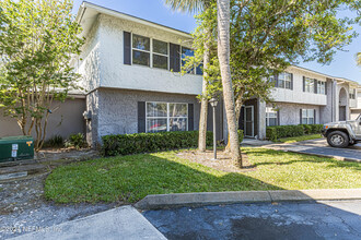 695 A1A N in Ponte Vedra Beach, FL - Foto de edificio - Building Photo