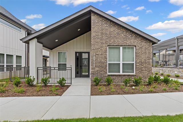965 Duncan Perry Rd in Grand Prairie, TX - Building Photo - Building Photo