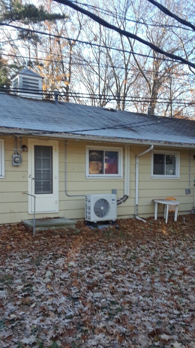 68 Adams St Rentals in Berea, OH