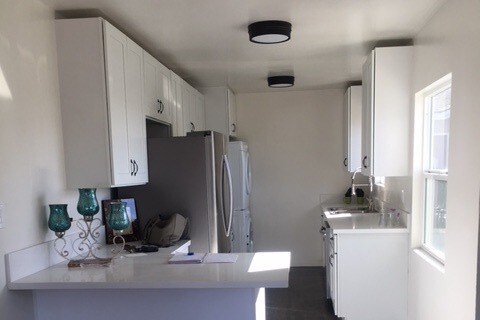 2428 Kansas Ave in Santa Monica, CA - Building Photo