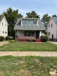 property at 13707 S Parkway Dr