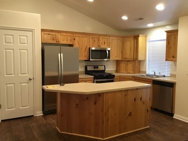 1993 N 775 E in North Ogden, UT - Building Photo - Building Photo