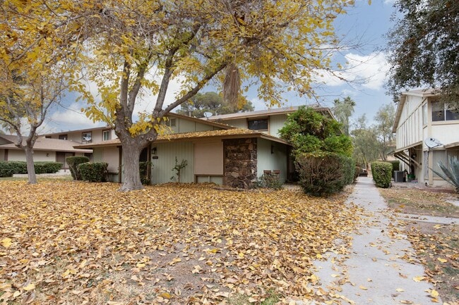 1558 Elizabeth Ave in Las Vegas, NV - Building Photo - Building Photo