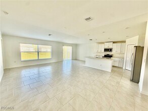 17712 Paradiso Wy in North Fort Myers, FL - Building Photo - Building Photo