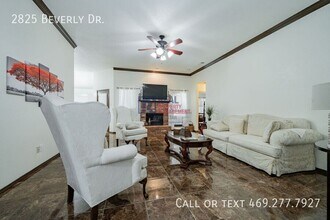 2825 Beverly Dr in Rockwall, TX - Building Photo - Building Photo