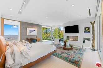 9200 Cotharin Rd in Malibu, CA - Building Photo - Building Photo