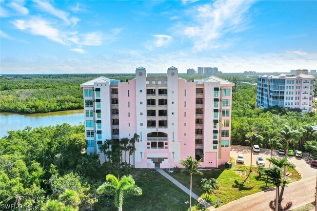 264 Barefoot Beach Blvd in Bonita Springs, FL - Foto de edificio - Building Photo