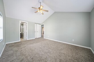 1623 E 45th Pl in Tulsa, OK - Foto de edificio - Building Photo
