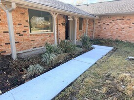 1906 Shadow Bend Dr in Houston, TX - Building Photo