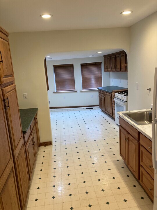 163 Front St, Unit Front street in Exeter, NH - Building Photo