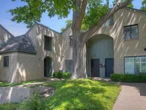 2633 McCart Ave in Fort Worth, TX - Building Photo - Building Photo