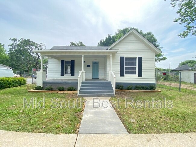 1801 S Cedar St