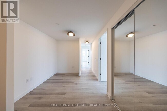 1635 Military Trail in Toronto, ON - Building Photo - Building Photo