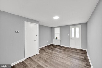 110 Crosswicks St in Bordentown, NJ - Building Photo - Building Photo