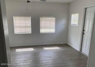 804 Wisteria Dr in Melbourne, FL - Building Photo - Building Photo