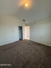1085 Summer Breeze Pl in Horizon City, TX - Building Photo - Building Photo