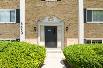 Brandywine Estates in Maumee, OH - Building Photo - Building Photo