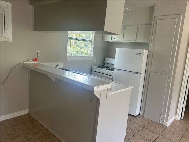 property at 8232 Glenview Dr