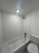 4774 Kings Dr in St. Louis, MO - Foto de edificio - Building Photo