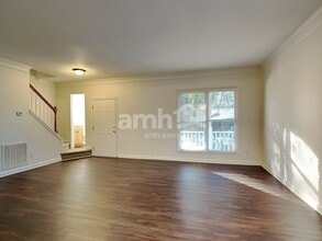 1305 Groveland Trl in Greensboro, NC - Building Photo - Building Photo