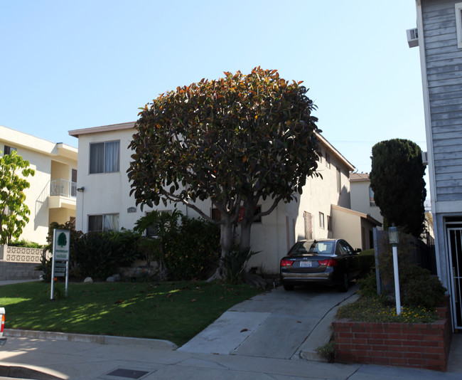 1246 S Saltair Ave in Los Angeles, CA - Foto de edificio - Building Photo