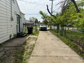 14518 Saint James Ave in Cleveland, OH - Building Photo - Building Photo