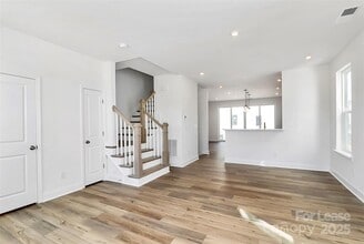 7118 Westrow Ave in Charlotte, NC - Building Photo - Building Photo