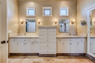 2501 Margaret Dr in Newport Beach, CA - Building Photo - Building Photo