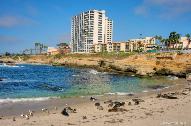 939 Coast Blvd, Unit LB in La Jolla, CA - Foto de edificio - Building Photo