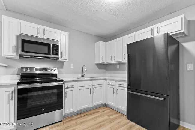 property at 7230 Melvin Rd