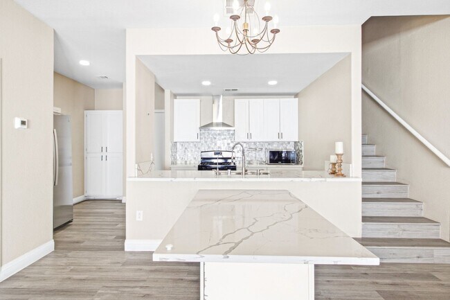 1475 Reef Ridge Ct