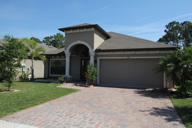 property at 903 Musgrass Cir