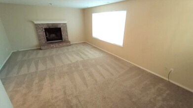 8018 Scarborough Dr in Colorado Springs, CO - Building Photo - Building Photo