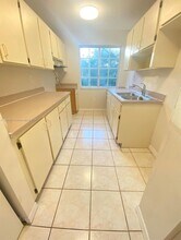 800 SW 10th Ave-Unit -830 in Hallandale Beach, FL - Building Photo - Building Photo