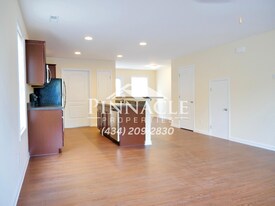 747 Old Graves Mill Rd in Lynchburg, VA - Building Photo