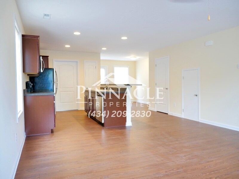 747 Old Graves Mill Rd in Lynchburg, VA - Building Photo