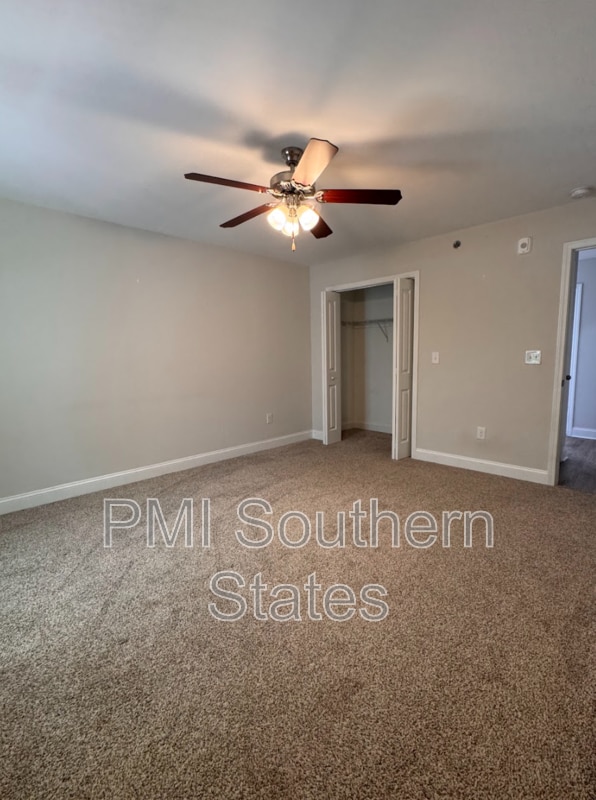 208 Walnut Hill Dr in Easley, SC - Foto de edificio - Building Photo