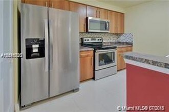 5800 W Sample Rd-Unit -3J in Coral Springs, FL - Building Photo - Building Photo