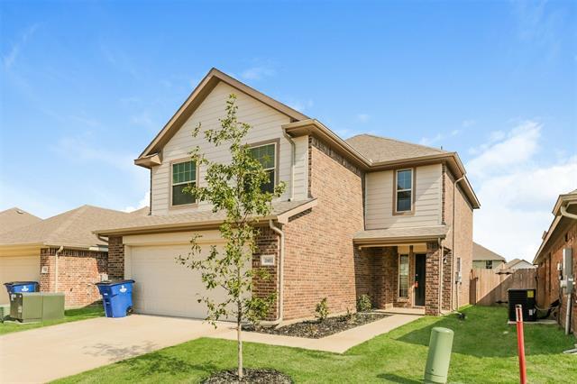 1601 Matthew Dr in Ennis, TX - Building Photo - Building Photo
