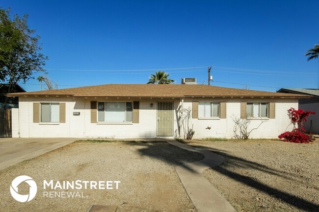 property at 4902 W Mulberry Dr