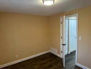 12 Sagamore Hills Dr, Unit 12 in Port Jefferson Station, NY - Building Photo - Building Photo