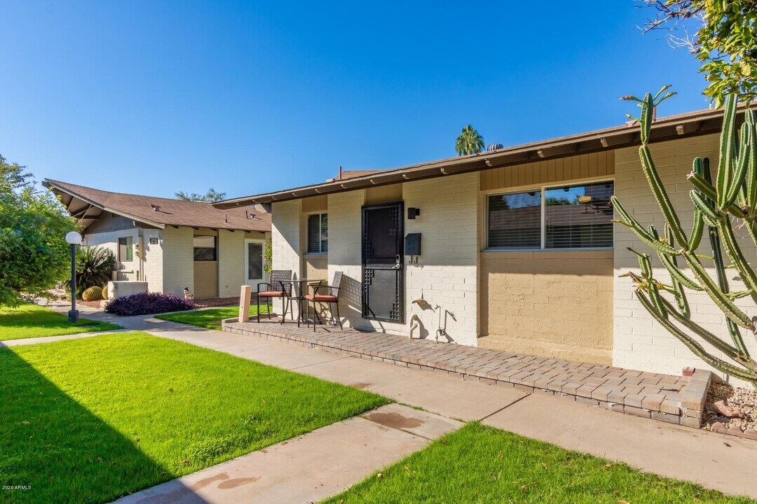 6721 E McDowell Rd-Unit -321-F in Scottsdale, AZ - Building Photo