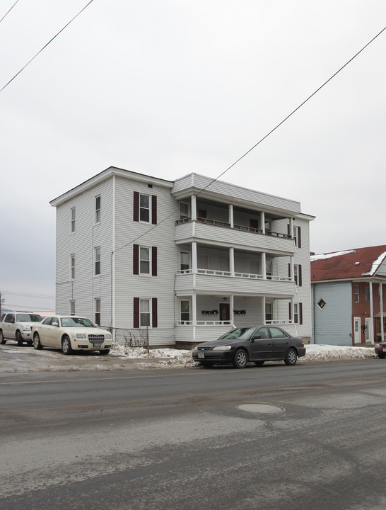 20 Dalton Ave in Pittsfield, MA - Building Photo